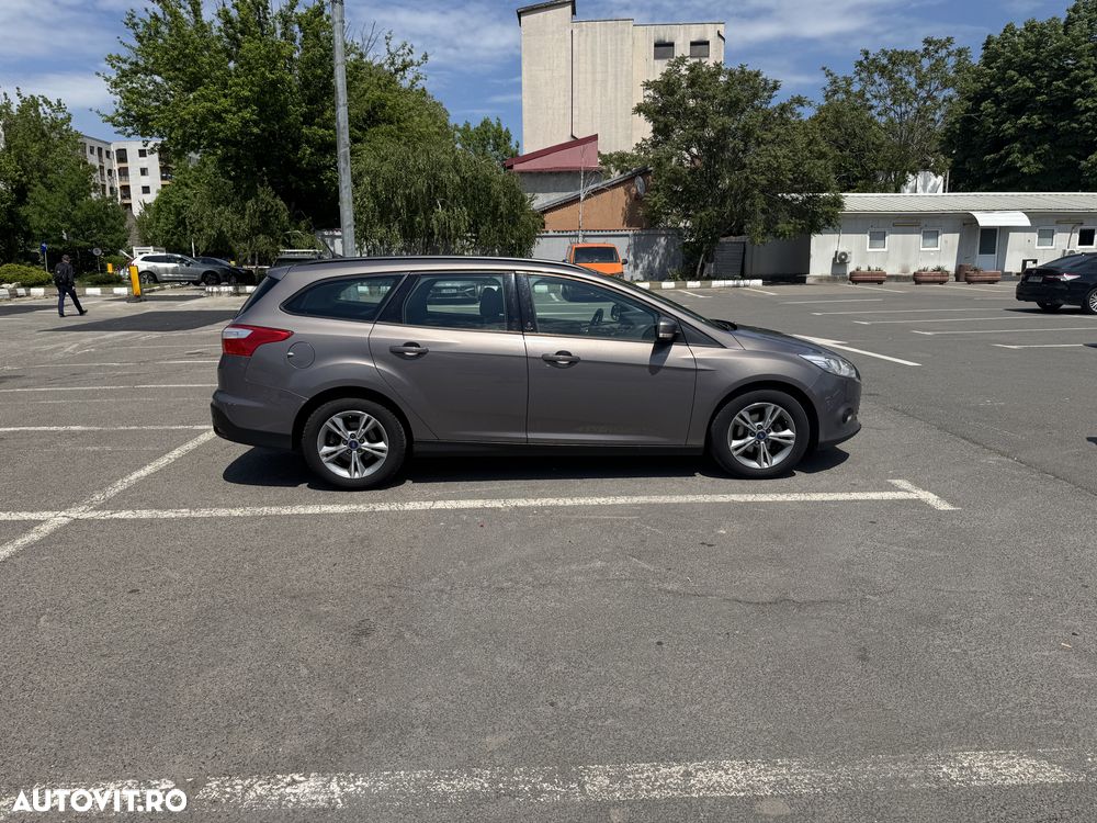 Ford Focus - 2