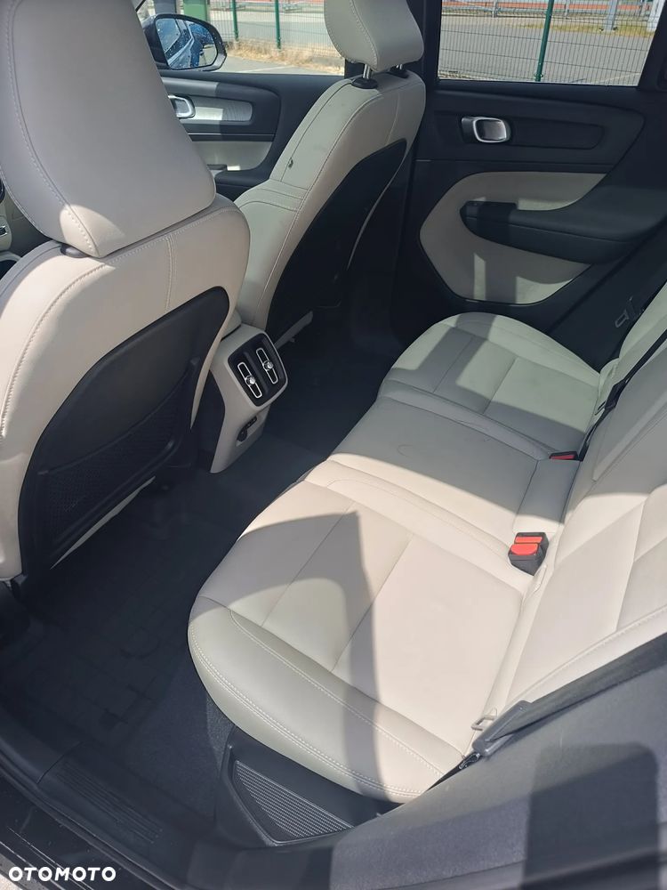 Volvo XC 40 - 9