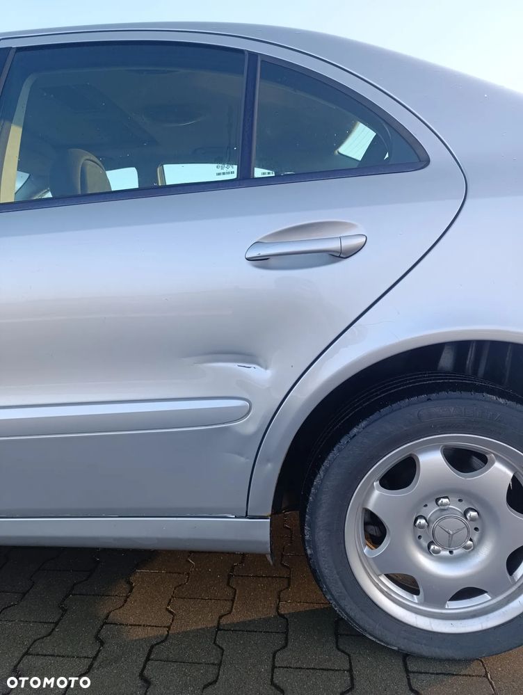 Mercedes-Benz Klasa E 200 Kompressor Automatik Classic - 8