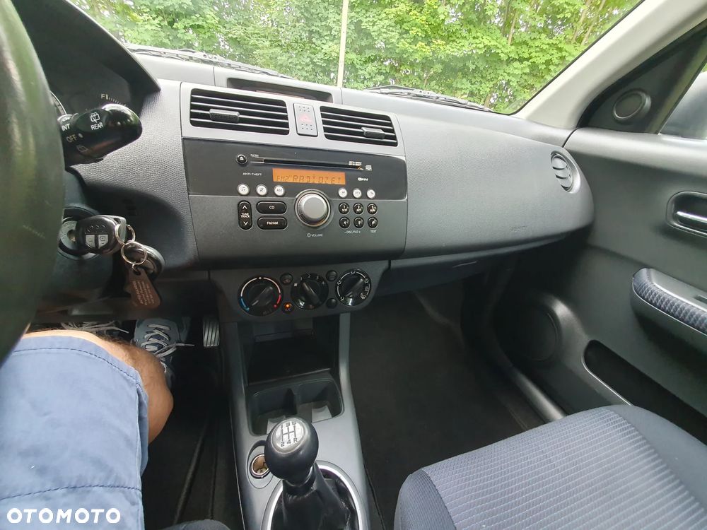 Suzuki Swift 1.3 GS / Premium 4WD - 17