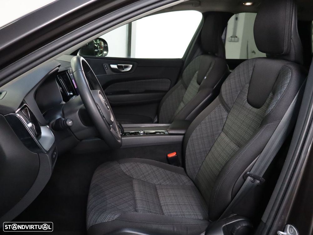 Volvo XC 60 2.0 T6 PHEV Core AWD - 10