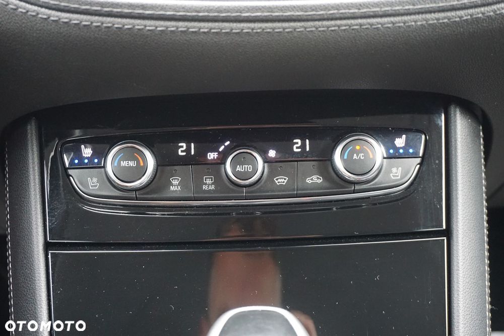Opel Grandland X 2.0 CDTI Ultimate S&S - 26