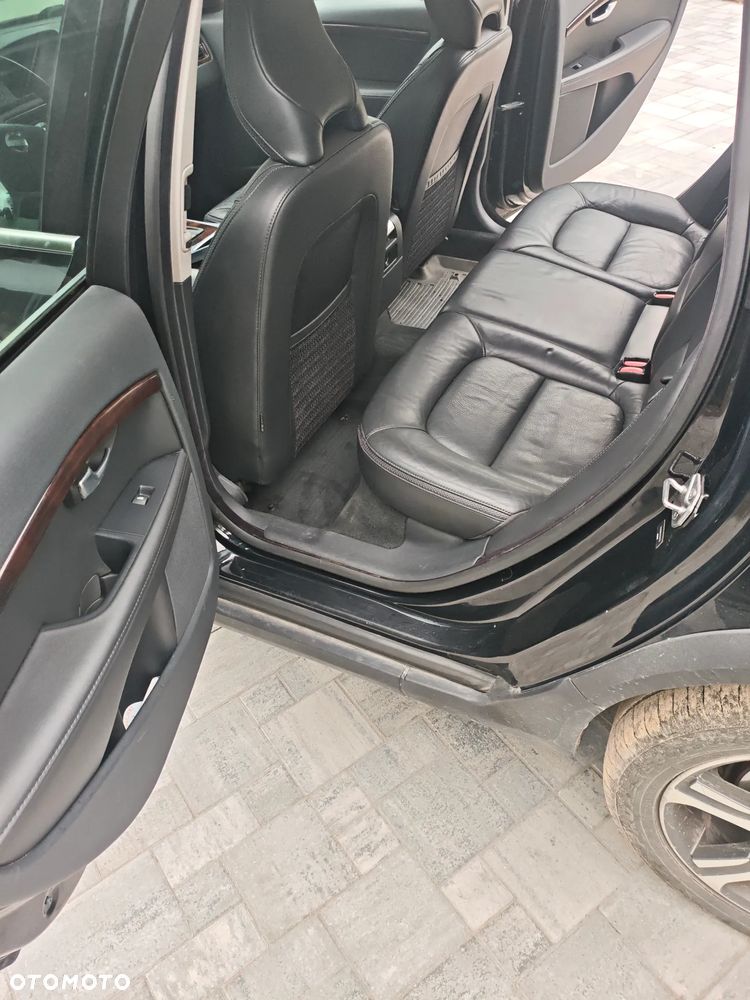 Volvo XC 70 - 13
