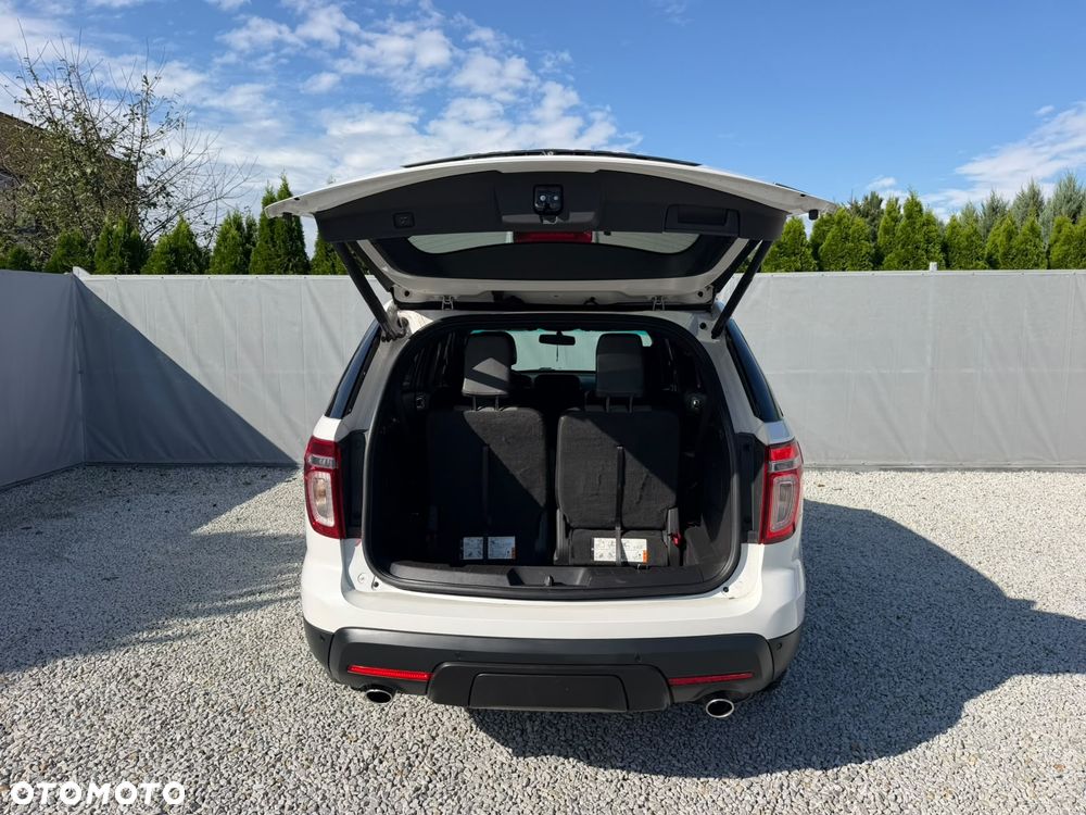 Ford Explorer - 12
