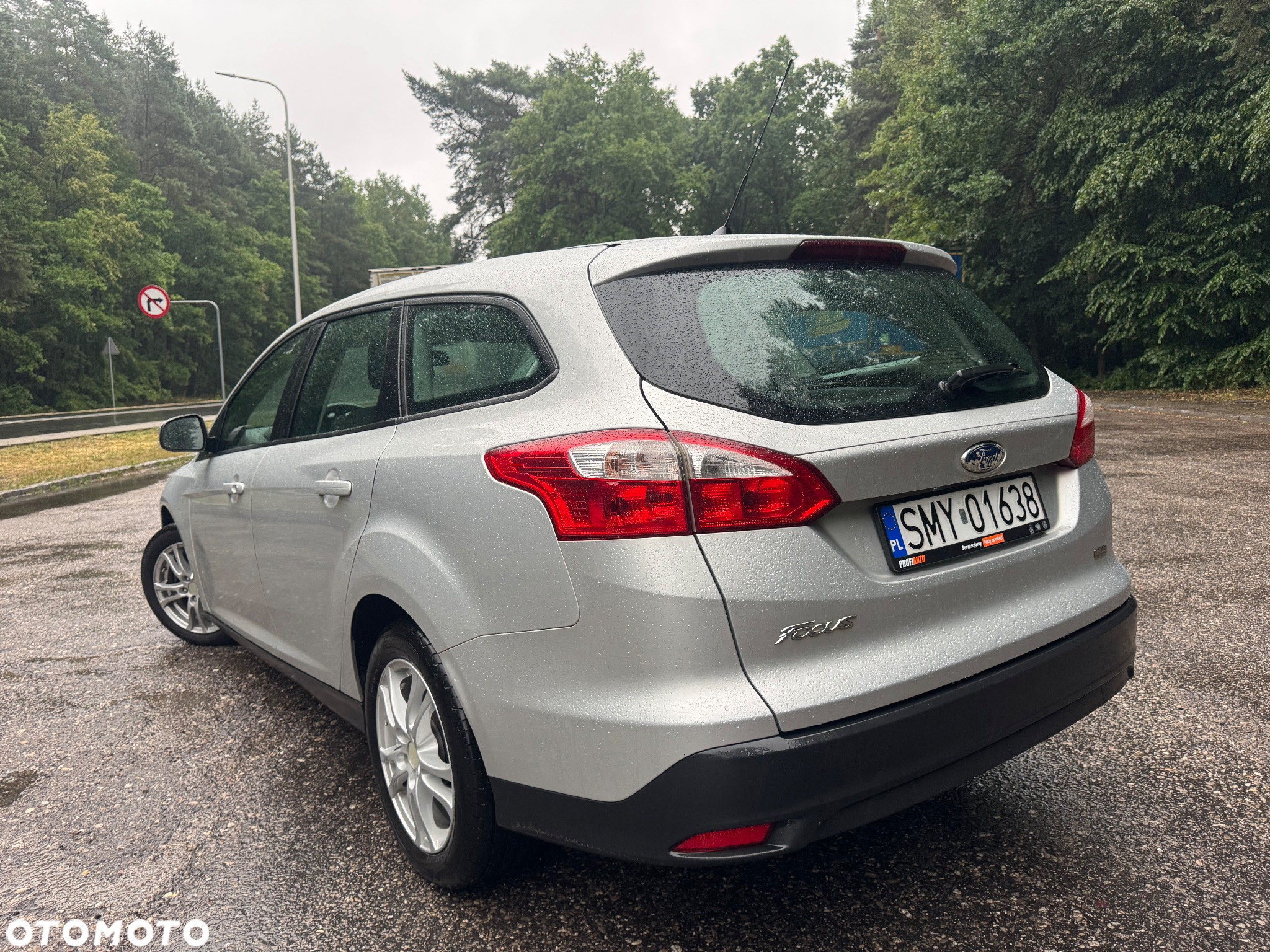 Ford Focus - 8