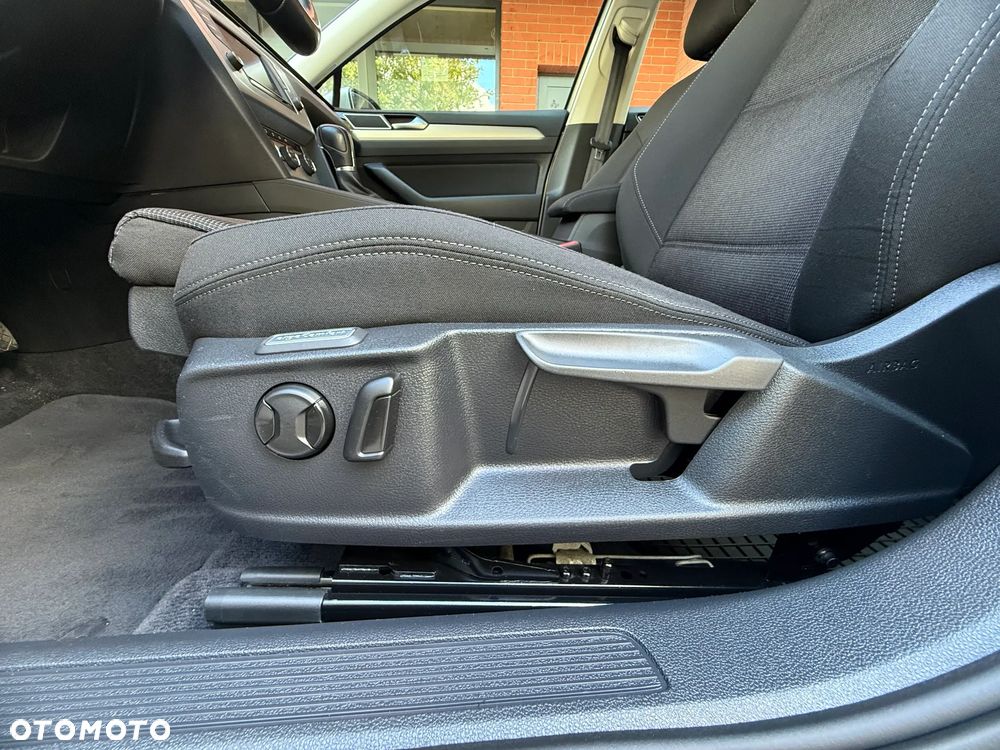 Volkswagen Passat 1.8 TSI BMT Comfortline DSG - 35