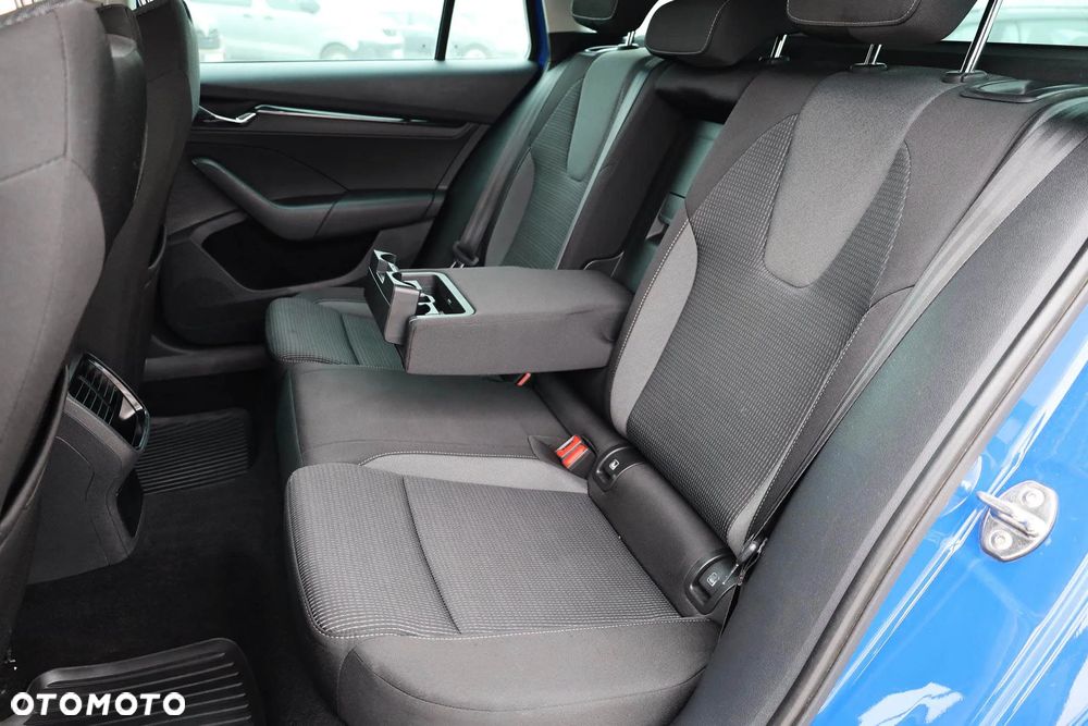 Skoda Octavia 2.0 TDI Ambition - 35
