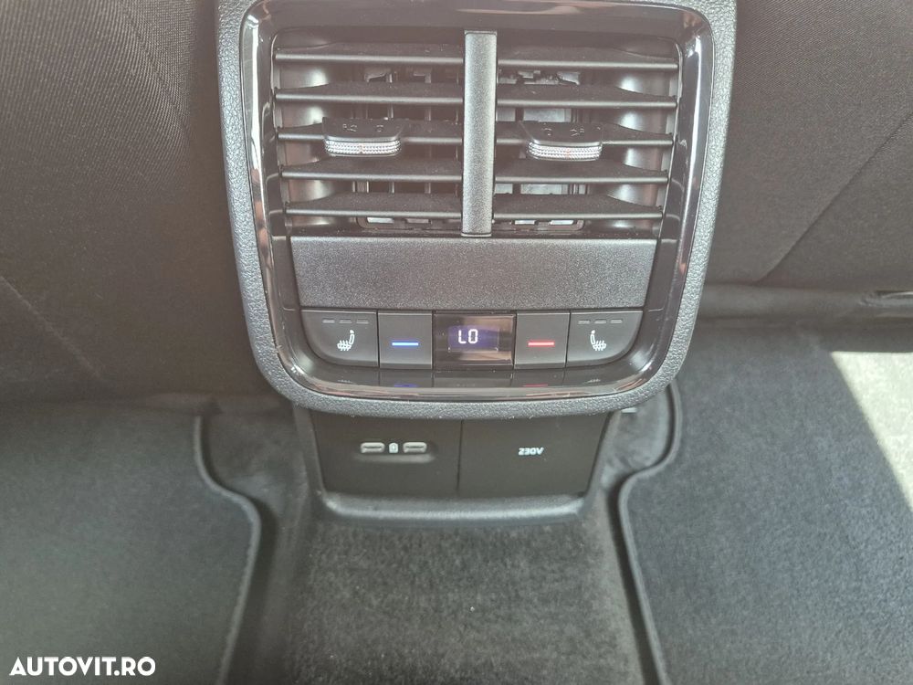 Skoda Octavia Combi 2.0 TDI DSG 4x4 Ambition - 14