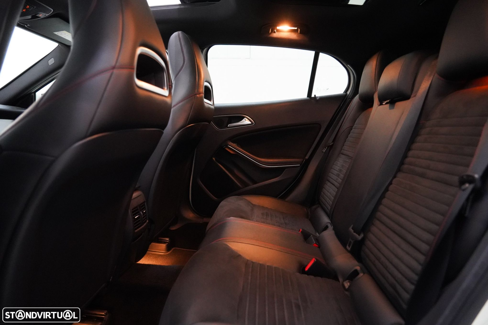 Mercedes-Benz GLA 45 AMG 4-Matic - 7