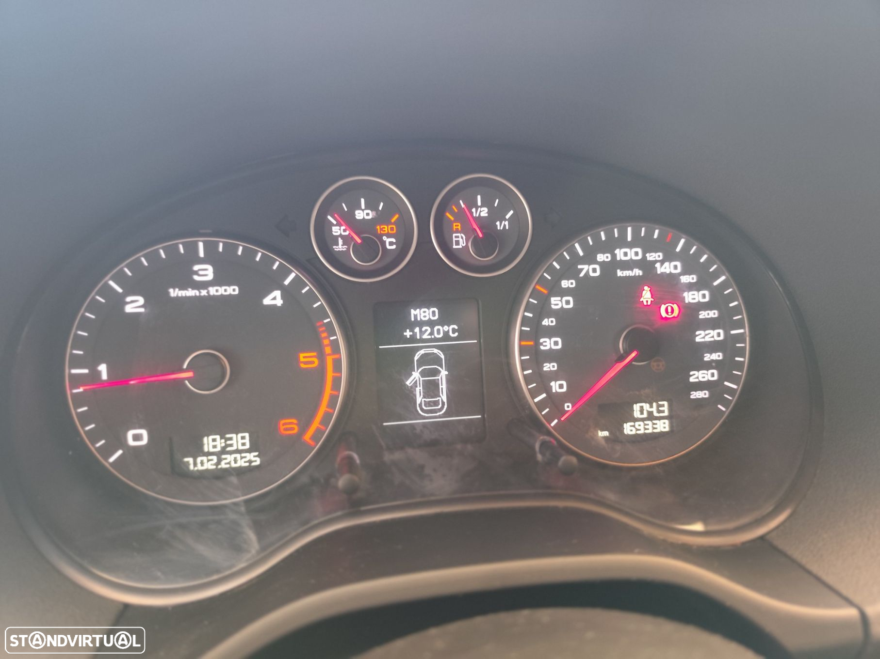 Audi A3 Cabrio 2.0 TDi S-line - 5