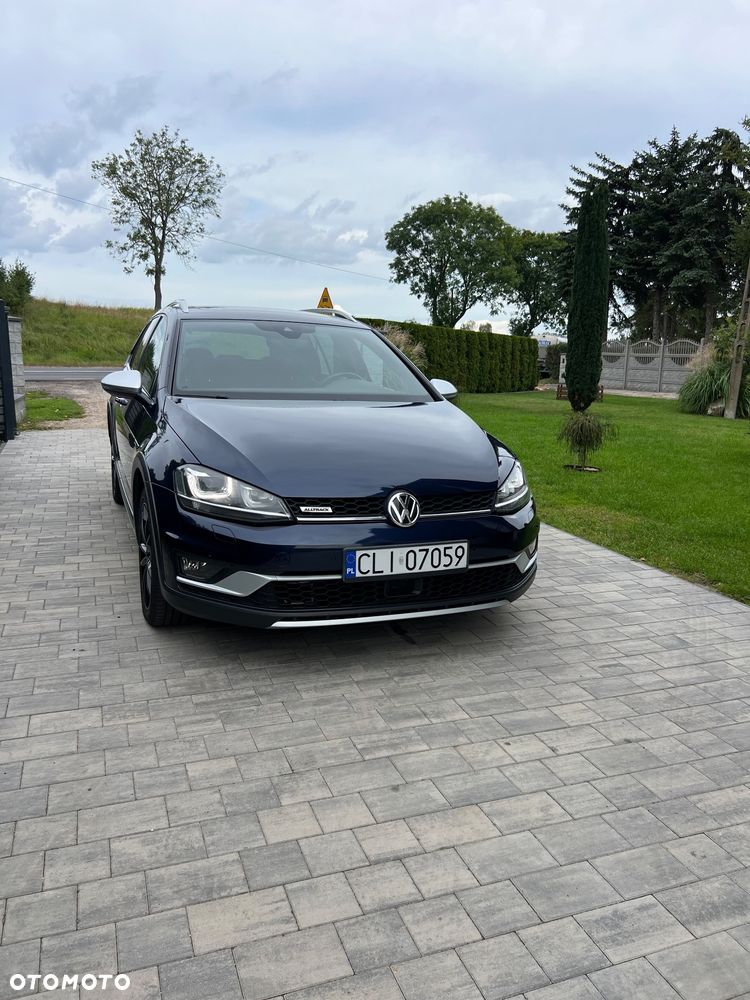 Volkswagen Golf - 2