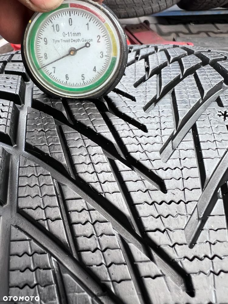 Goodyear 275/35R20 275/35/20 ultragrip Performance - 2