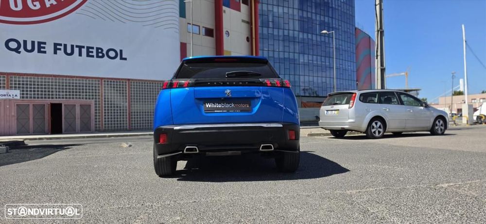 Peugeot 2008 - 13