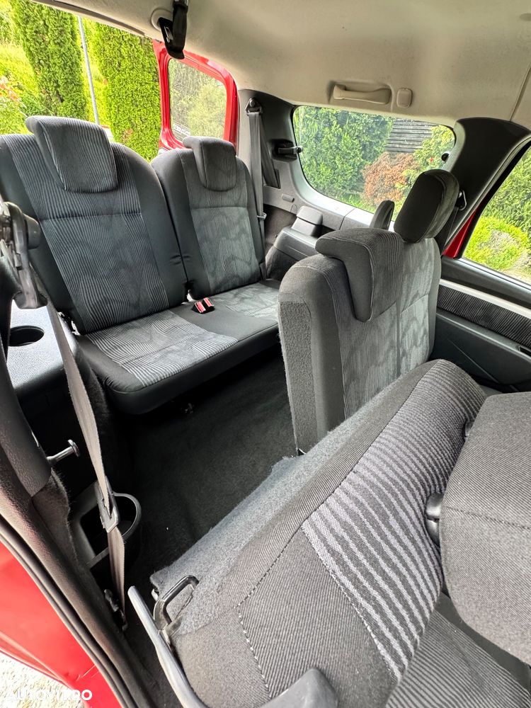 Dacia Logan MCV 1.6 16V Preference - 7