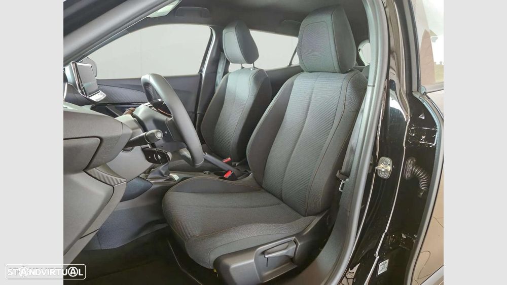 Peugeot 2008 1.2 PureTech Style - 12
