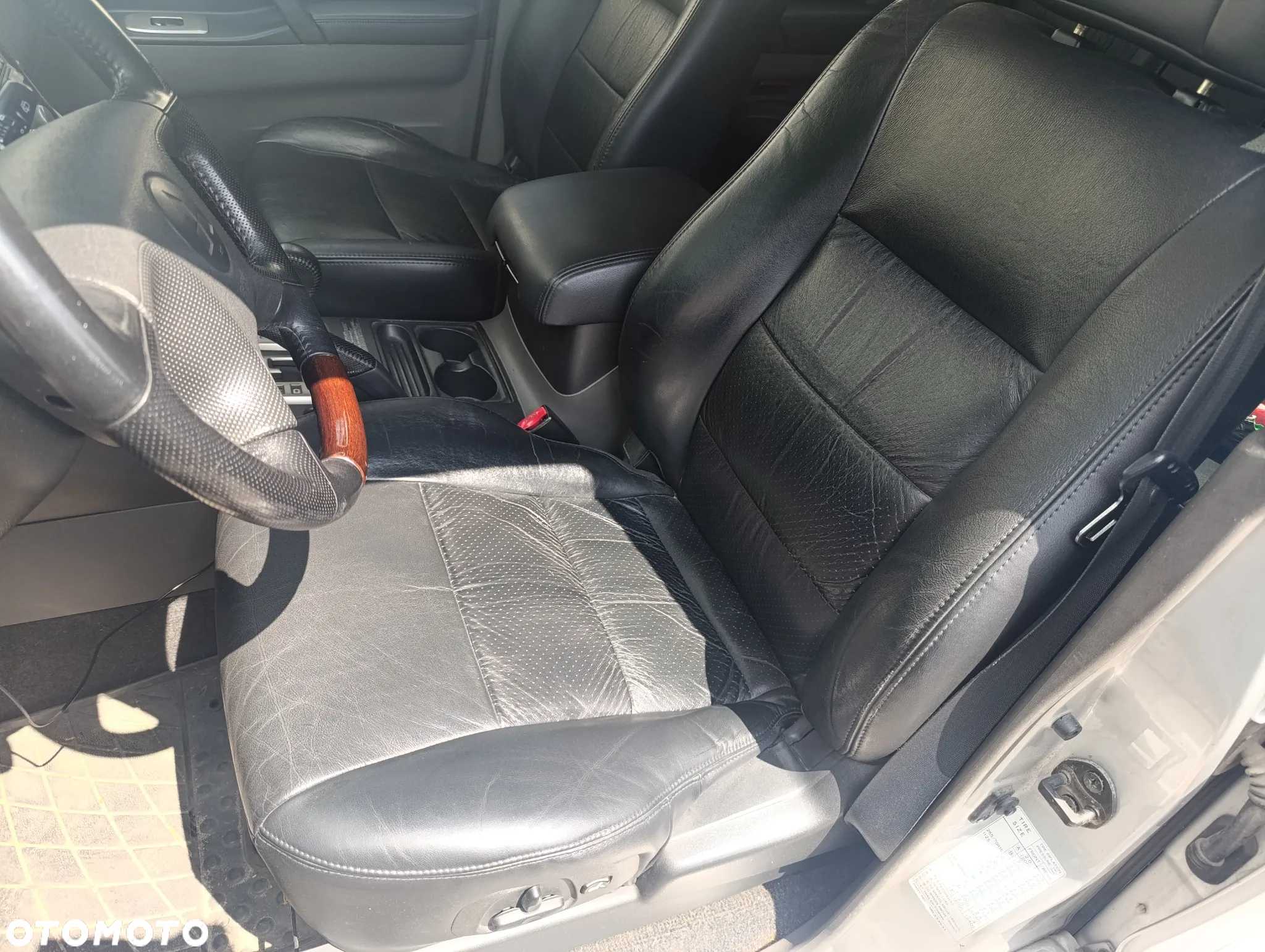 Mitsubishi Pajero 3.2 DID 7os - 23