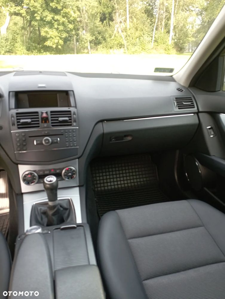 Mercedes-Benz Klasa C 200 Kompressor Avantgarde - 8