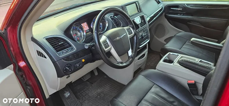 Chrysler Town & Country 3.6 Touring - 7