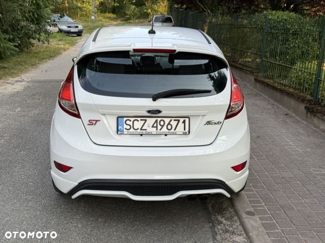 Ford Fiesta - 3