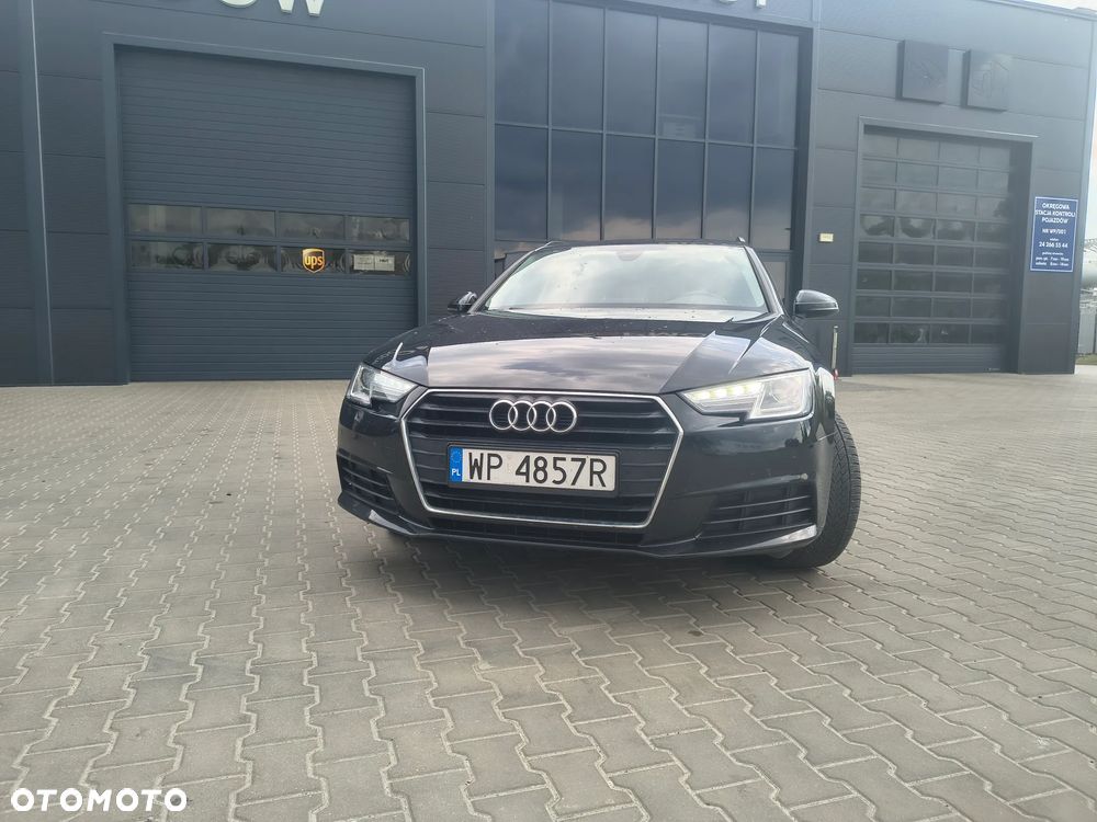 Audi A4 Avant 2.0 TDI - 17