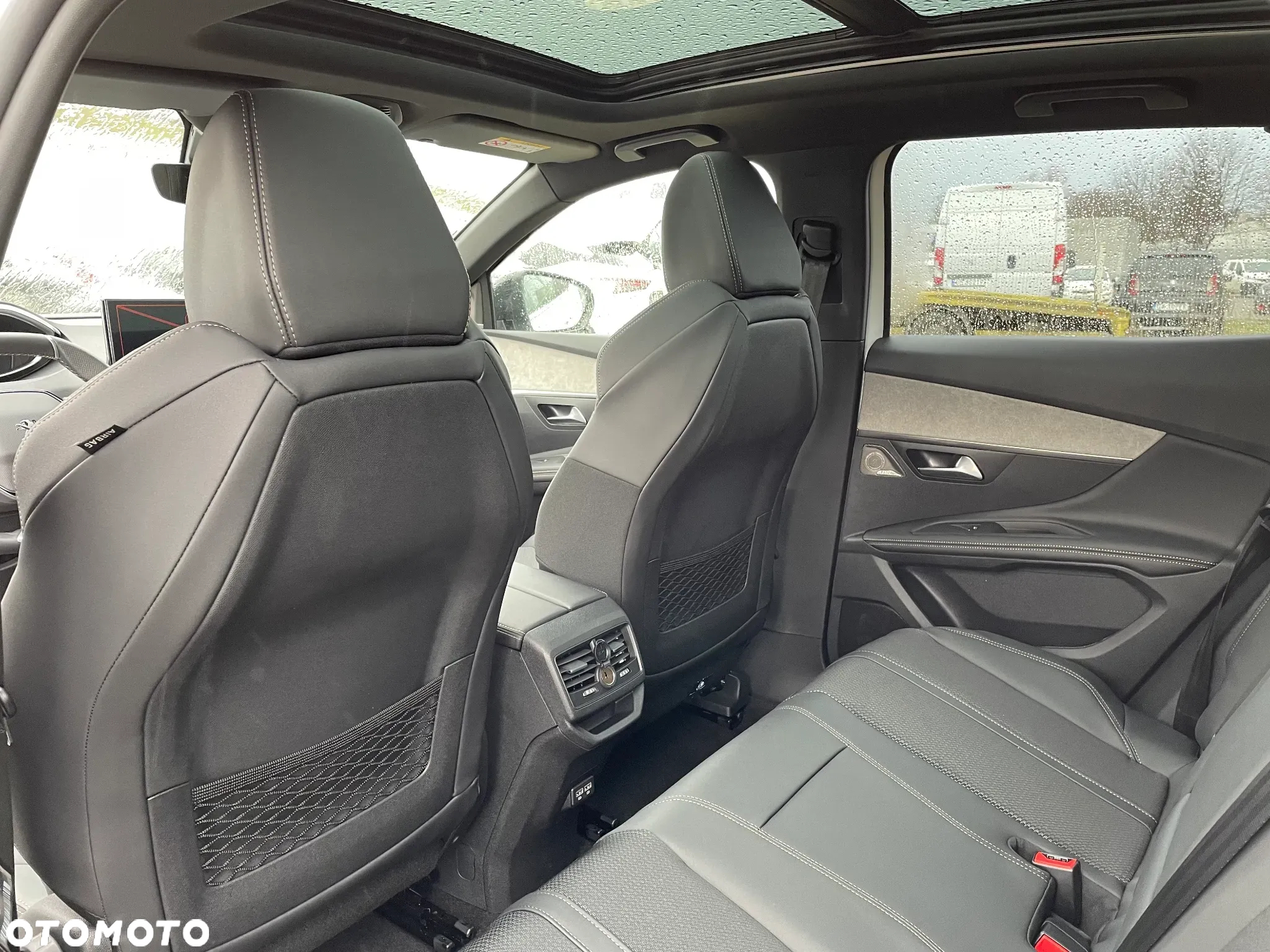 Peugeot 3008 1.6 PureTech Hybrid4 PHEV GT S&S EAT8 - 13