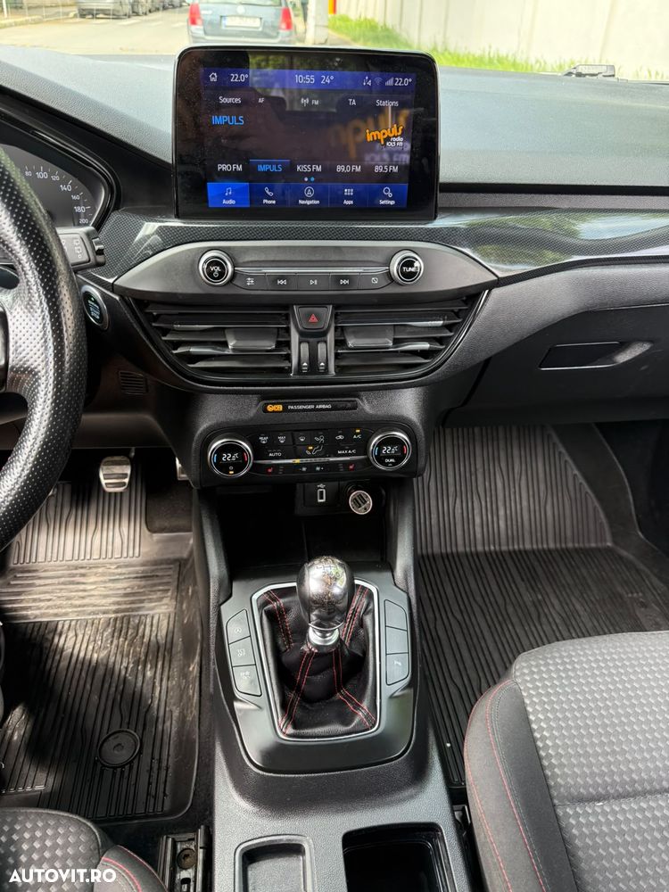 FORD Focus 2020 — imagine 11