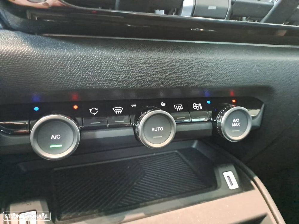 Citroën C4 1.2 PureTech Plus — fotografia 22