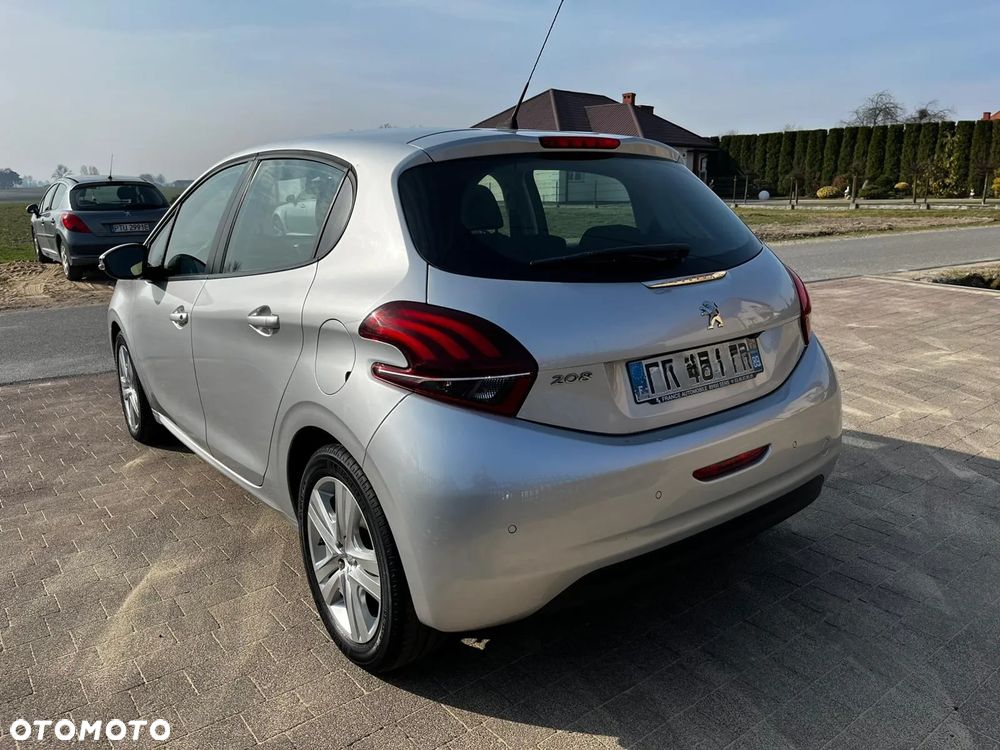 Peugeot 208 1.6 BlueHDi Active - 8
