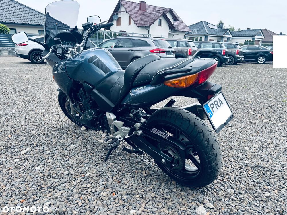 Honda CBF - 3