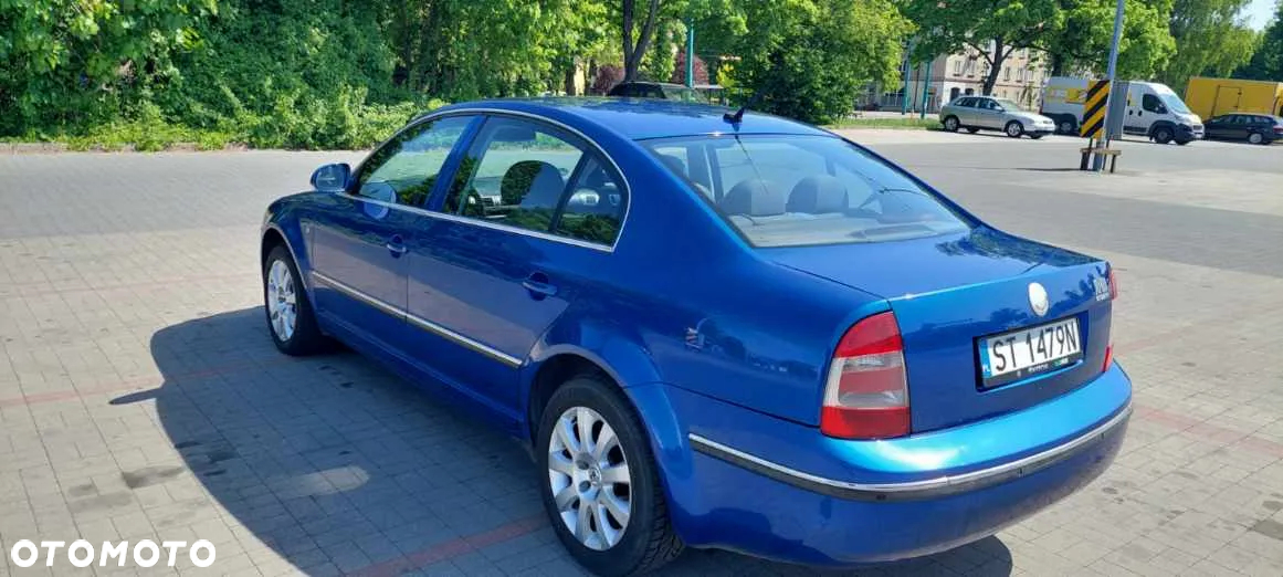 Skoda Superb 1.8 Turbo - 3