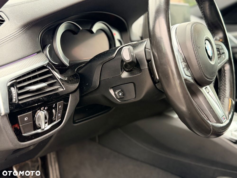 BMW Seria 5 ver-530i-xdrive-m-sport-sport - 11