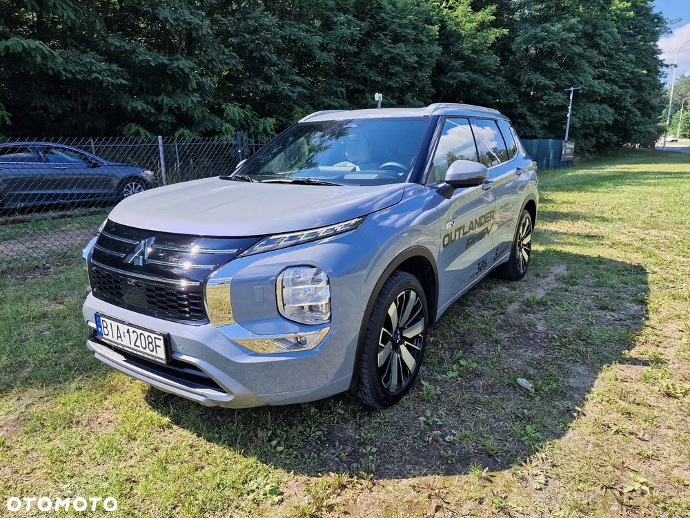 Mitsubishi Outlander Instyle - 2