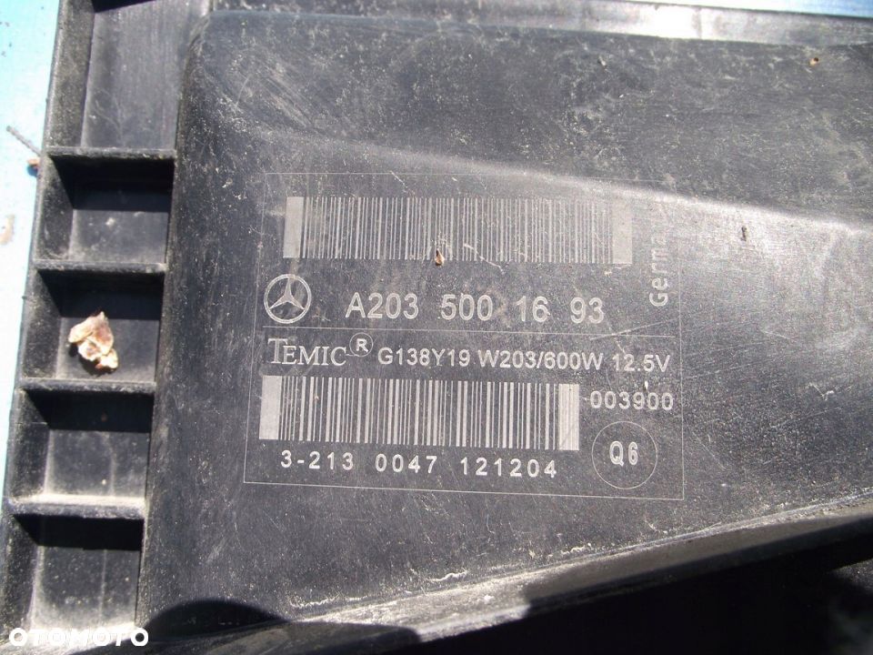 WENTYLATOR OBUDOWA MERCEDES W211 W219 A2115000593 - 2