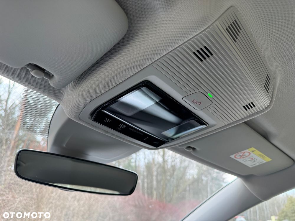 Volkswagen Golf - 31