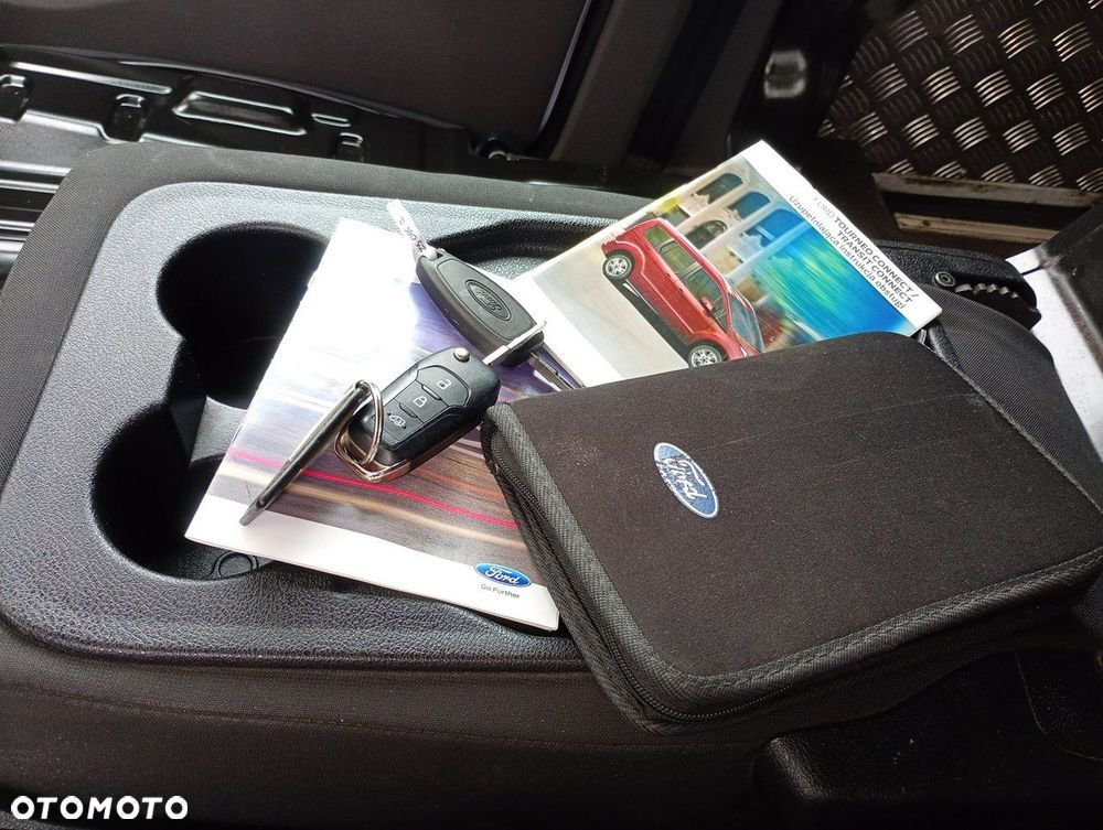 Ford Connect - 16