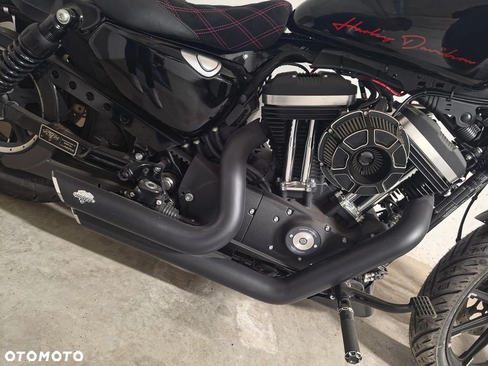 Harley-Davidson Sportster Iron 883 - 6