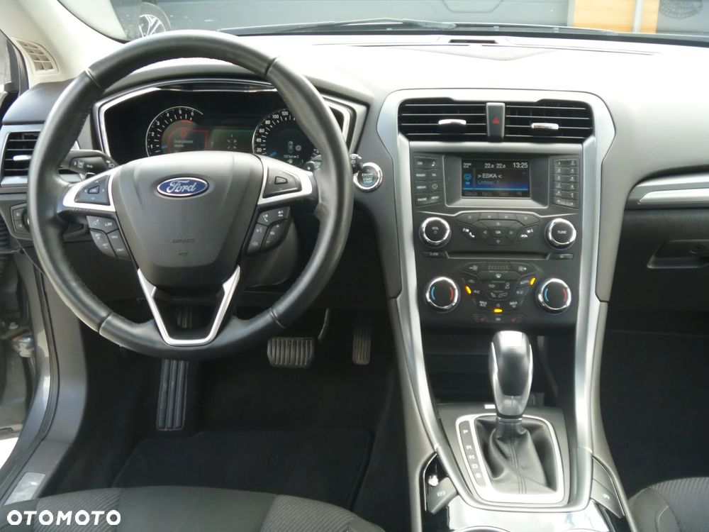 Ford Mondeo 2.0 TDCi Titanium PowerShift - 29