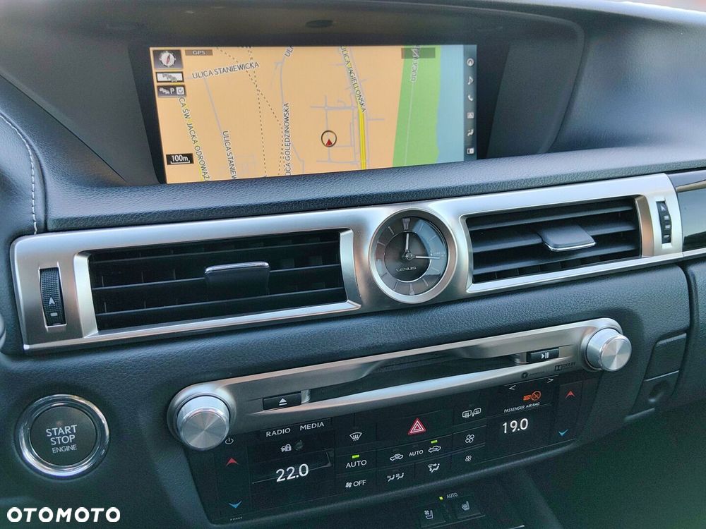 Lexus GS - 22