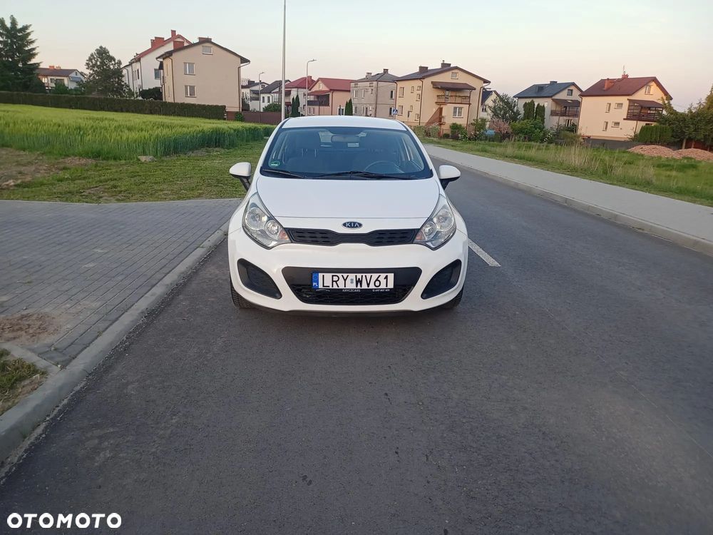 Kia Rio 1.2 Attract - 3