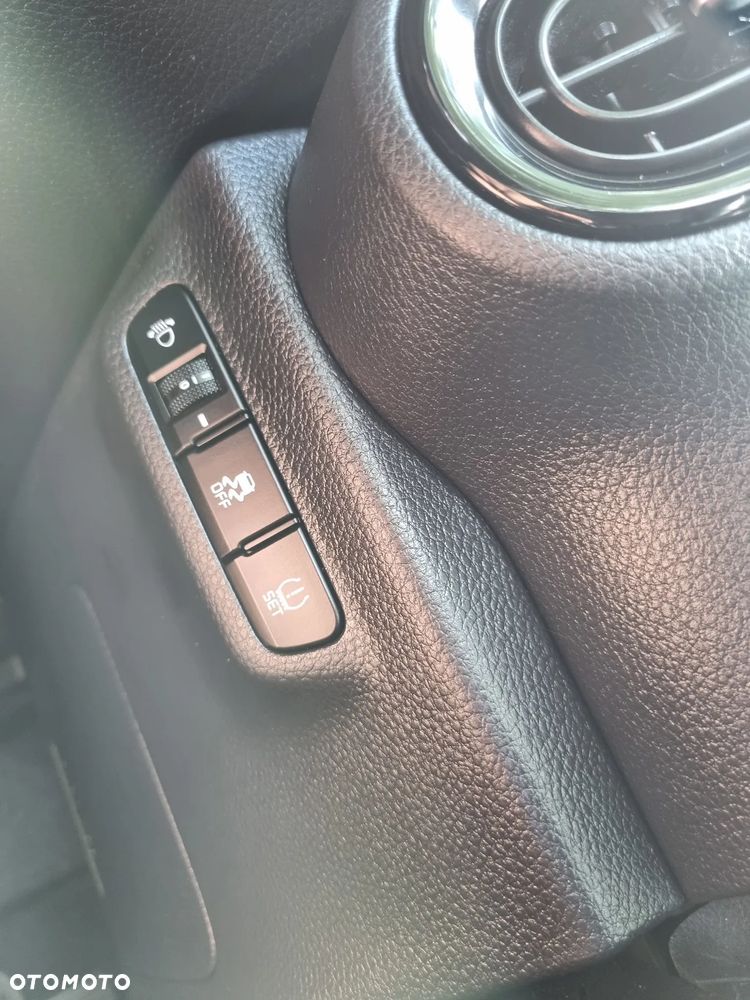 Kia Picanto 1.0 L - 13