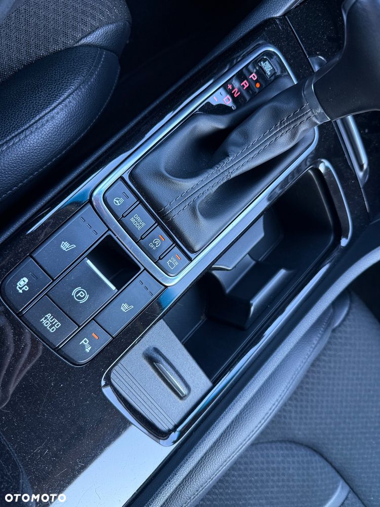 Kia Optima 1.7 CRDI XL DCT - 30