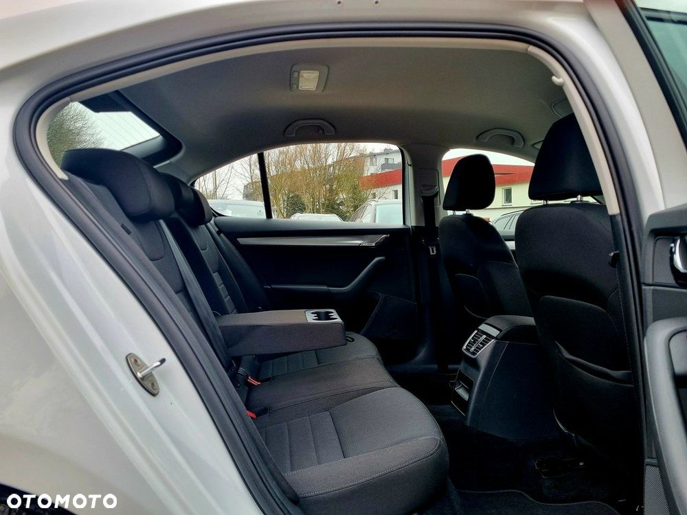 Skoda Octavia 1.6 TDI Active DSG - 15