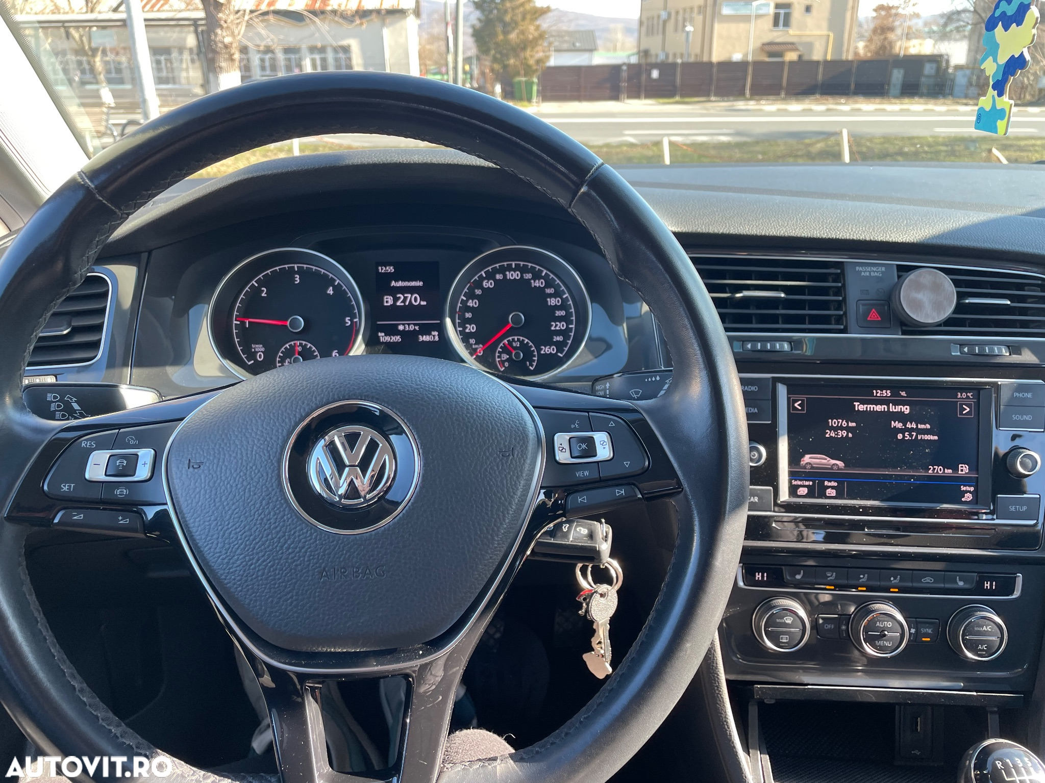 Volkswagen Golf 1.6 TDI Comfortline - 12