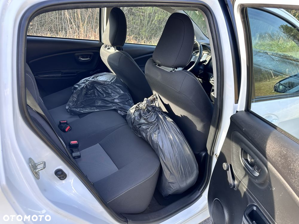 Toyota Yaris 1.5 Dynamic - 15