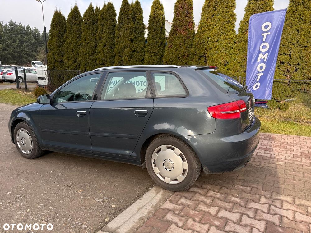 Audi A3 Sportback 1.2 TFSI Attraction - 4
