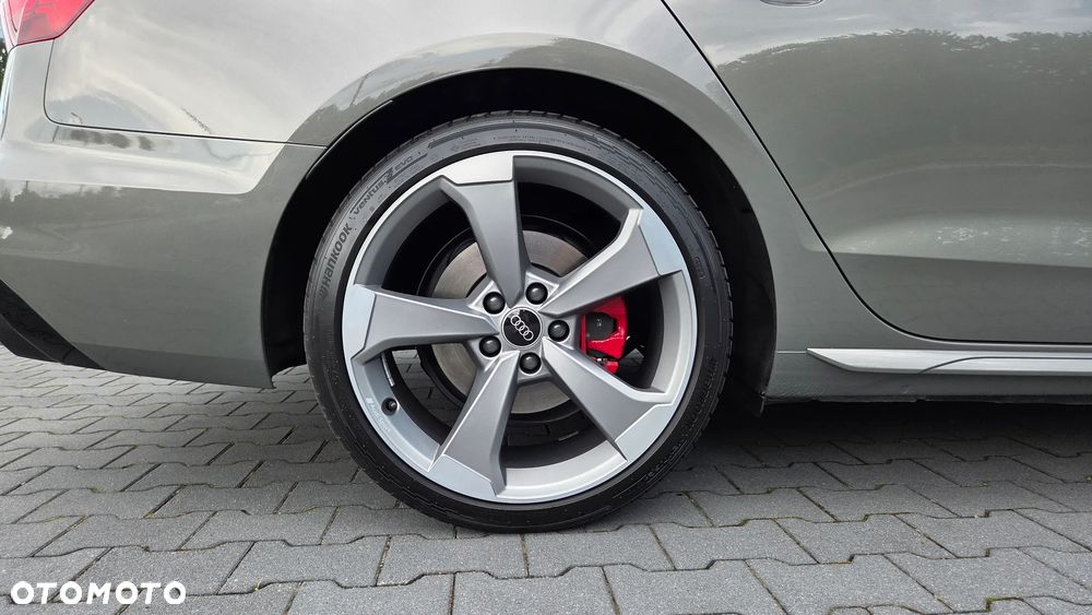 Audi A4 Avant 40 TDI quattro S tronic S line - 33