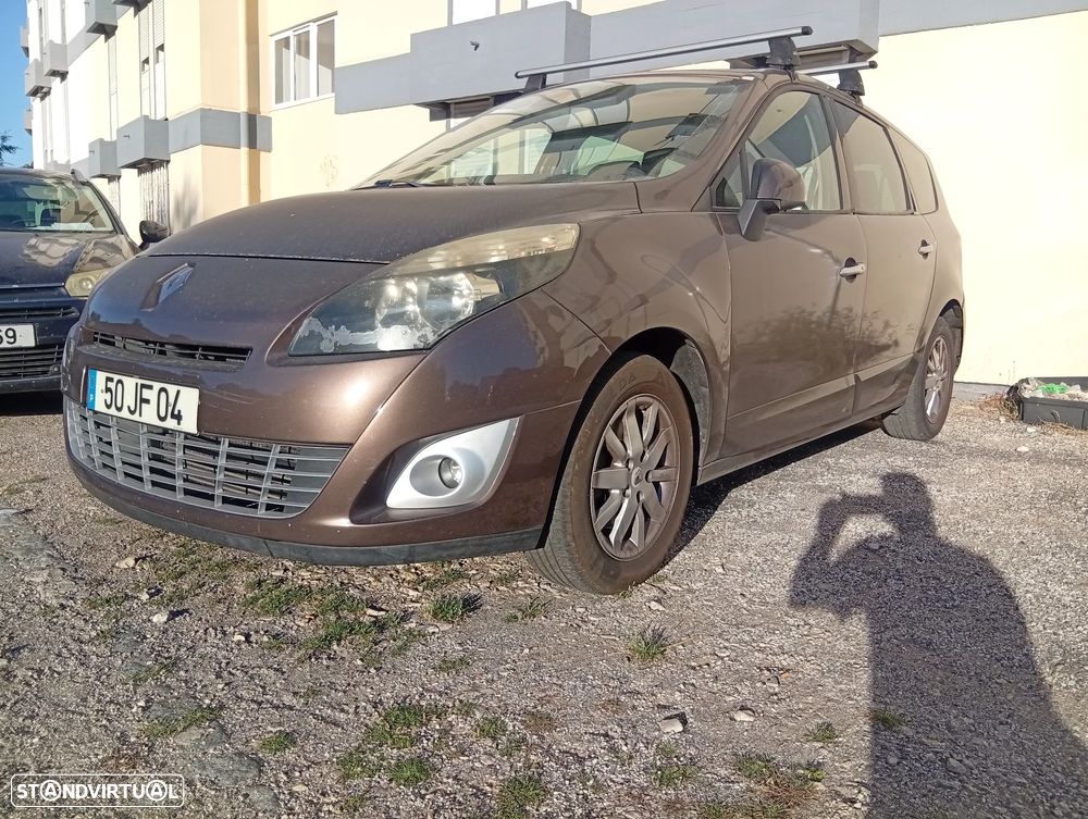 Renault Grand Scénic 1.5 dCi Luxe 7L - 1