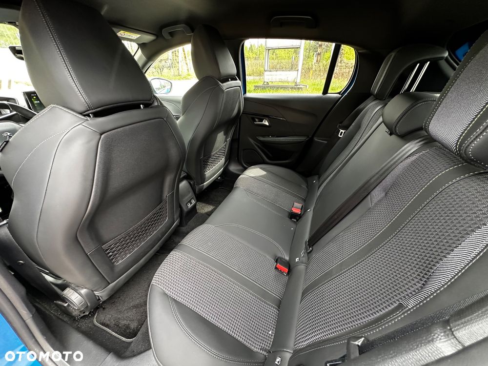 Peugeot 208 PureTech 100 GT - 11