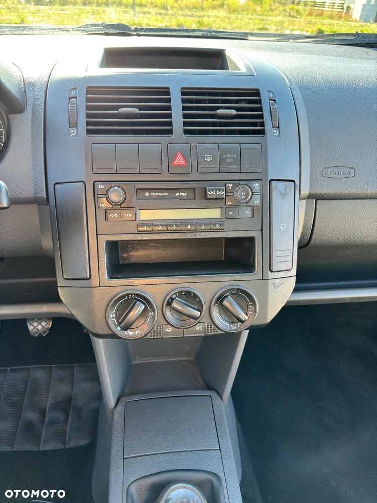 Volkswagen Polo 1.2 Comfortline - 19