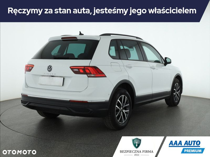 Volkswagen Tiguan - 6